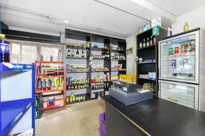 Pronájem obchodního prostoru, Plzeň - Bolevec, Kaznějovská, 30 m2