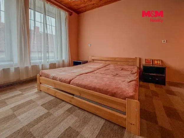 Prodej bytu 5+1, Polepy, 200 m2