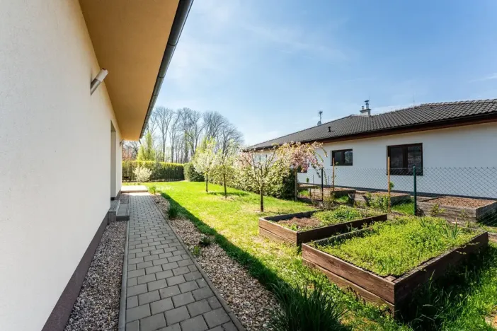 Prodej rodinného domu, Vyšehněvice, 167 m2