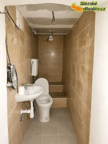 Pronájem skladu, Ostrava, 160 m2