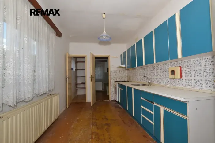 Prodej rodinného domu, Chrást, 9. května, 245 m2