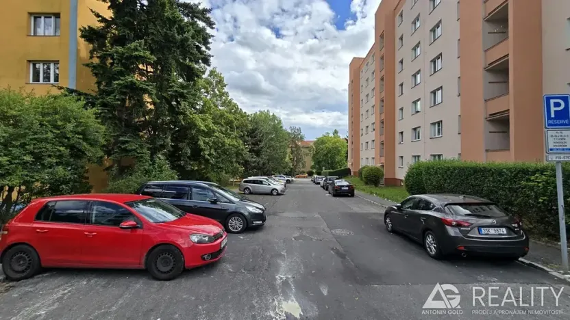 Pronájem bytu 2+1, Praha - Malešice, Chotutická, 54 m2