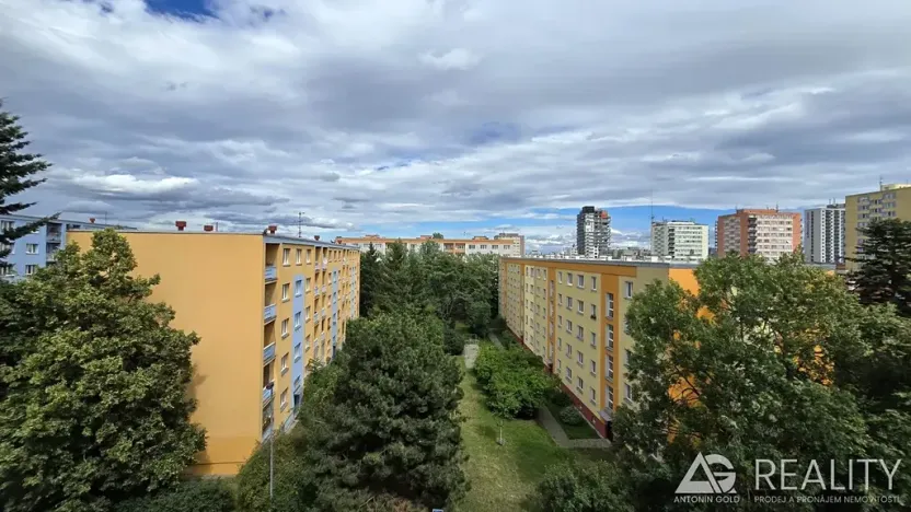 Pronájem bytu 2+1, Praha - Malešice, Chotutická, 54 m2