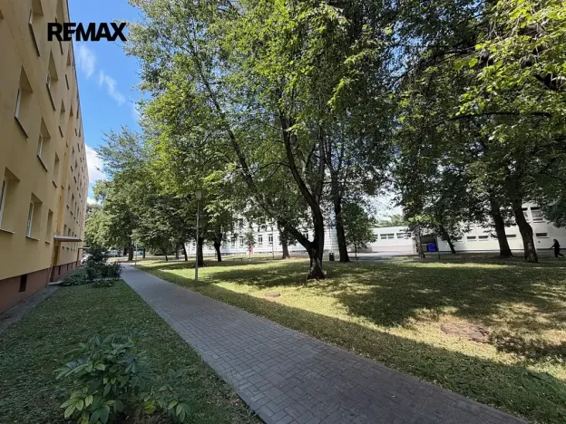 Pronájem bytu 2+1, Slavkov u Brna, Komenského náměstí, 55 m2