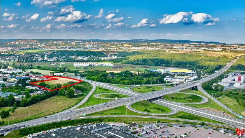 Prodej výrobních prostor, Brno, Hněvkovského, 5000 m2
