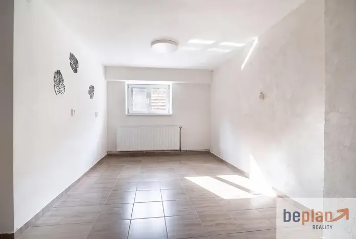 Prodej rodinného domu, Drnholec, Tyršova, 300 m2