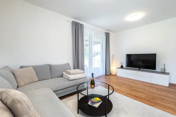 Prodej rodinného domu, Stráž pod Ralskem, Fibichova, 90 m2
