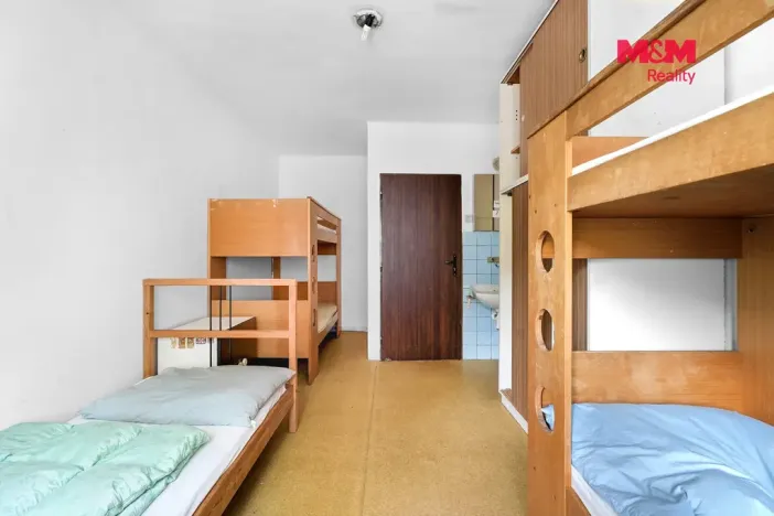 Prodej ubytování, Deštné v Orlických horách, 850 m2