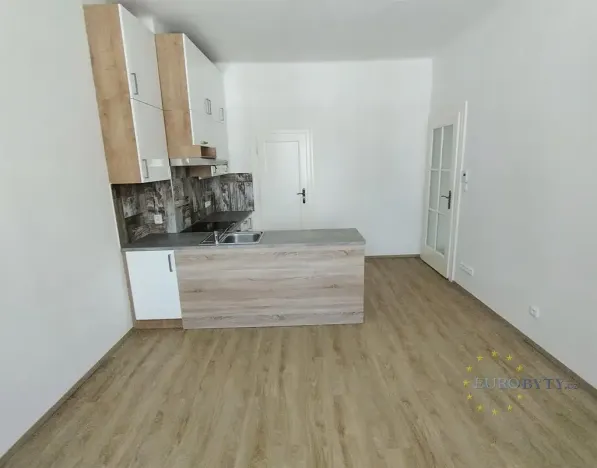 Pronájem bytu 2+kk, Praha - Holešovice, Přístavní, 40 m2