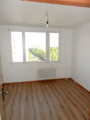 Pronájem bytu 3+1, Praha - Prosek, Zárybská, 67 m2
