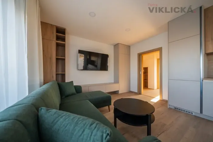 Prodej bytu 2+kk, Zaječí, Hlavní, 63 m2