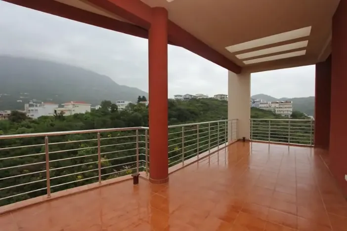 Prodej bytu 4+kk, Dobrá Voda, Černá Hora, 126 m2