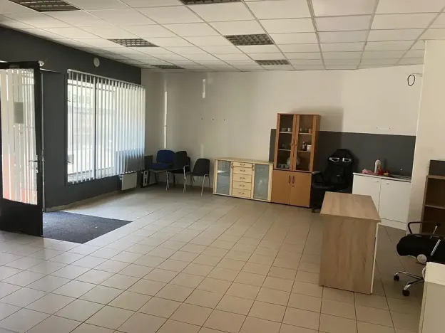 Prodej obchodního prostoru, Brandýs nad Labem-Stará Boleslav, 250 m2
