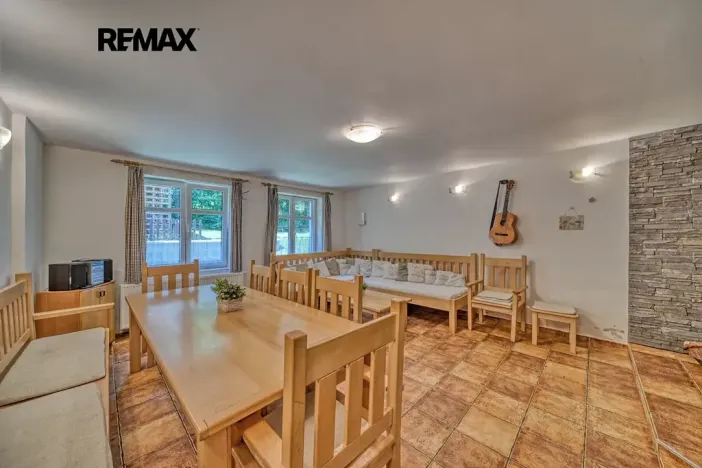 Prodej rodinného domu, Radvanice, 215 m2