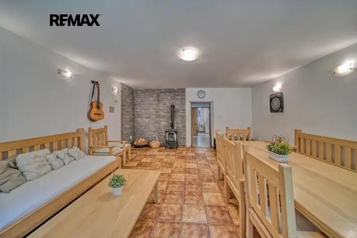 Prodej rodinného domu, Radvanice, 215 m2
