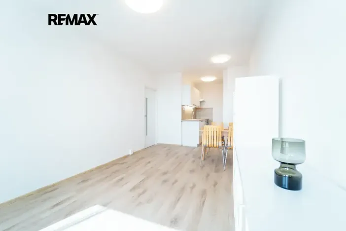 Pronájem bytu 2+kk, Praha - Háje, Mendelova, 49 m2