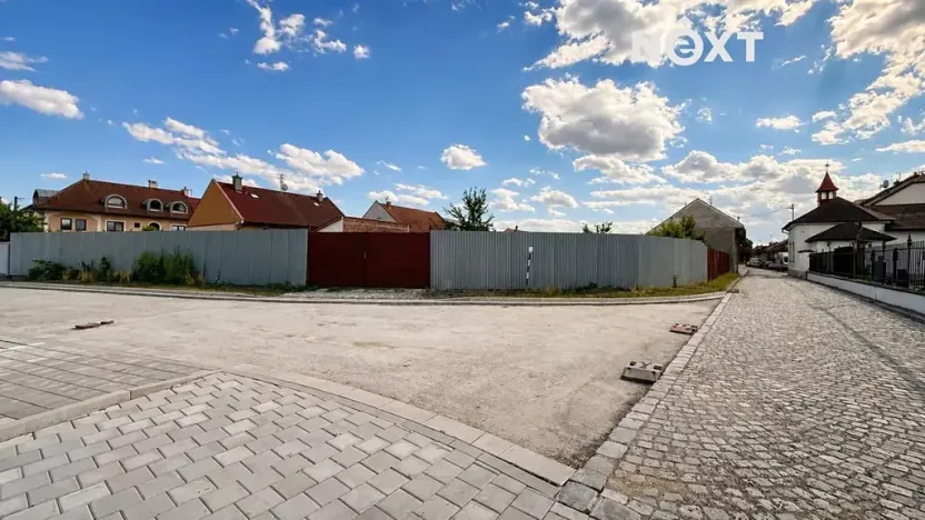 Prodej pozemku pro bydlení, Chropyně, Berniska, 689 m2