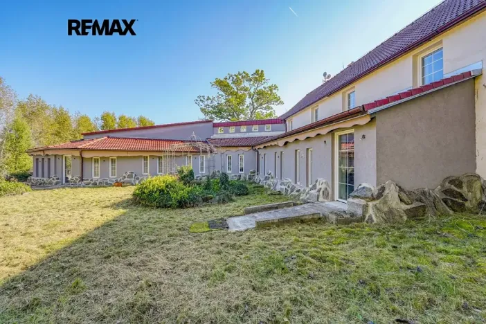 Prodej rodinného domu, Všeruby, 952 m2