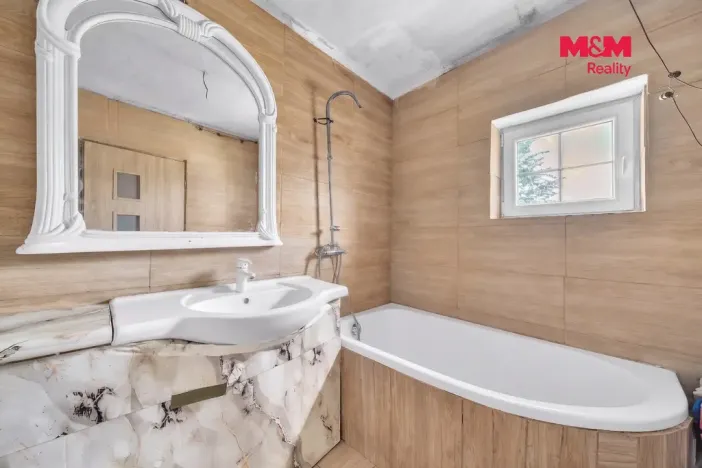Prodej rodinného domu, Valy, 120 m2