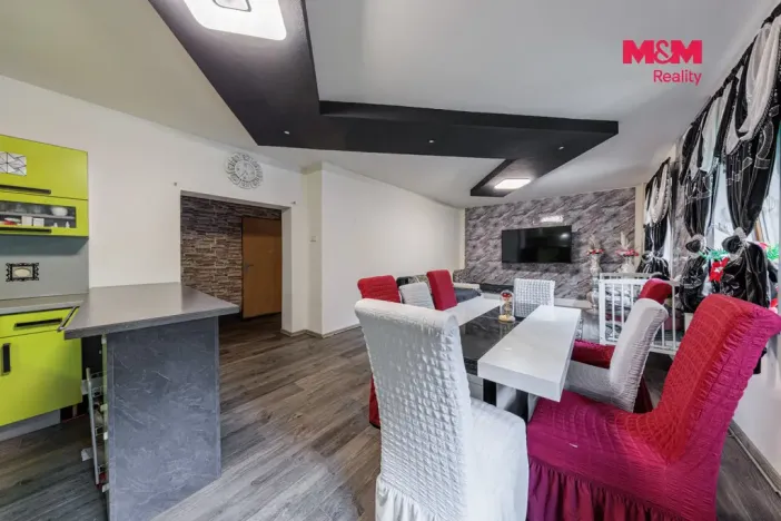 Prodej rodinného domu, Kaceřov - Horní Pochlovice, 176 m2