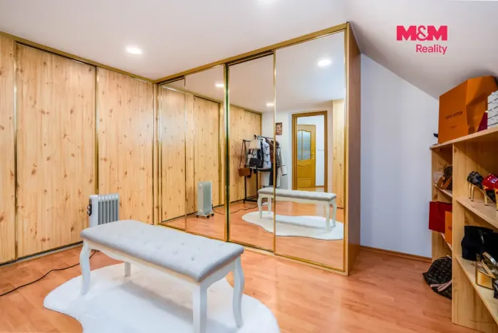 Prodej ubytování, Horní Třešňovec, 847 m2
