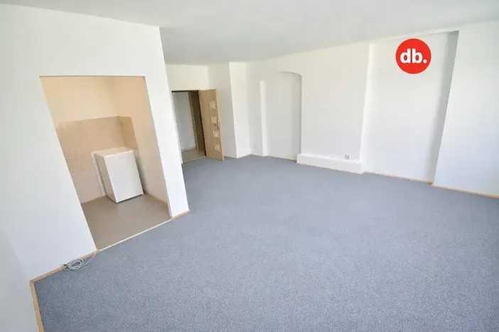 Pronájem bytu 1+1, Toužim, Farní, 40 m2