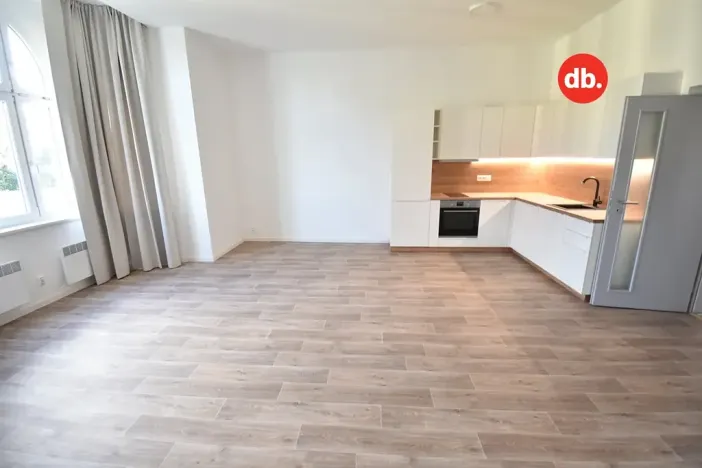 Pronájem bytu 3+kk, Karlovy Vary, Táborská, 80 m2