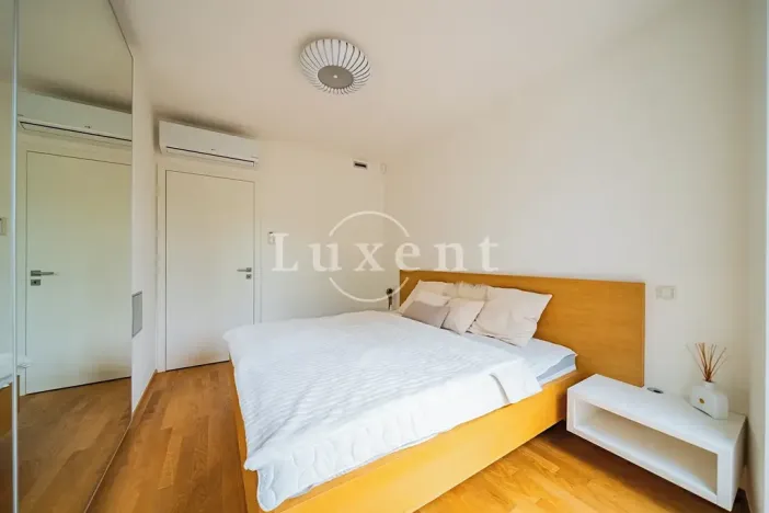 Prodej bytu 2+kk, Praha - Hlubočepy, Výhledová, 74 m2