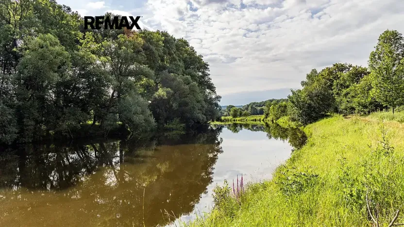 Prodej zemědělského objektu, Počedělice, 2500 m2
