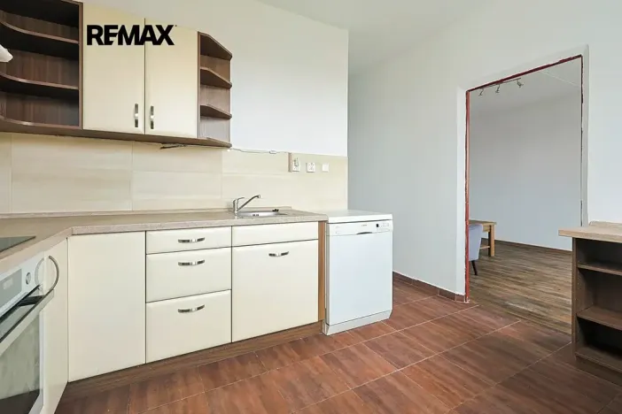 Pronájem bytu 3+1, Plzeň, Strážnická, 71 m2