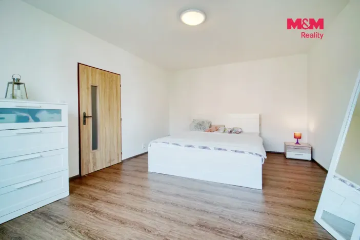 Pronájem bytu 2+kk, Plzeň - Doubravka, Masarykova, 44 m2