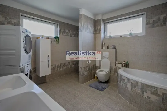 Prodej rodinného domu, Kbelany, 142 m2