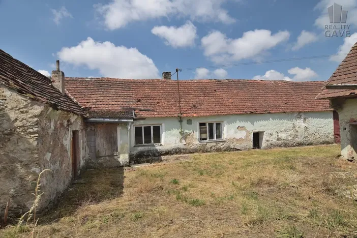 Prodej rodinného domu, Čečelovice, 360 m2