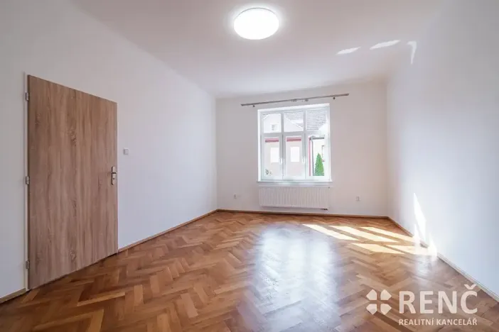 Pronájem bytu 3+1, Brno, Martinkova, 85 m2