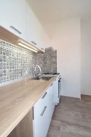 Pronájem bytu 2+1, Klášterec nad Ohří, Václava Řezáče, 57 m2
