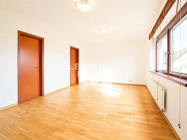 Pronájem rodinného domu, Praha - Nebušice, Nebušická, 373 m2