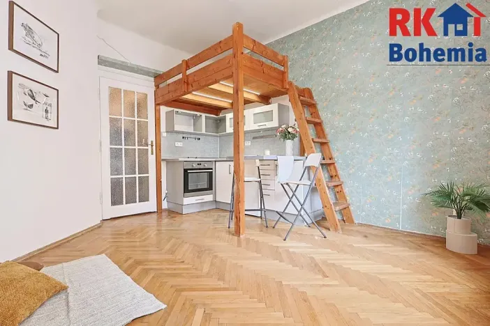 Prodej bytu 1+kk, Praha - Holešovice, U smaltovny, 22 m2
