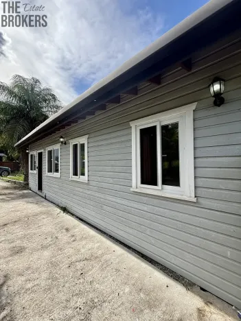 Prodej rodinného domu, French Harbour, Honduras, 185 m2