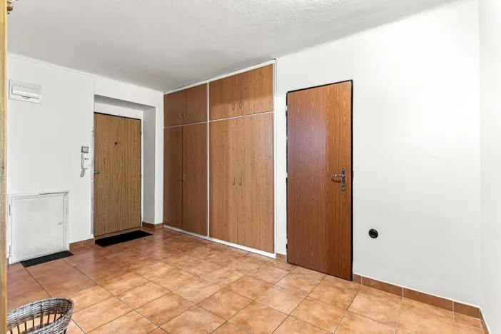 Prodej bytu 2+1, Tábor, Husinecká, 66 m2
