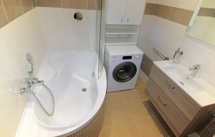 Prodej bytu 2+kk, Praha - Holešovice, Veverkova, 50 m2