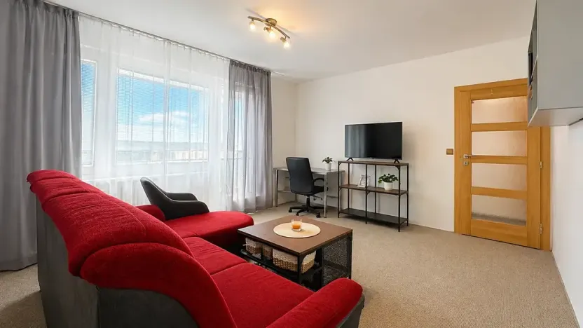Pronájem bytu 3+1, Brno, Bzenecká, 77 m2