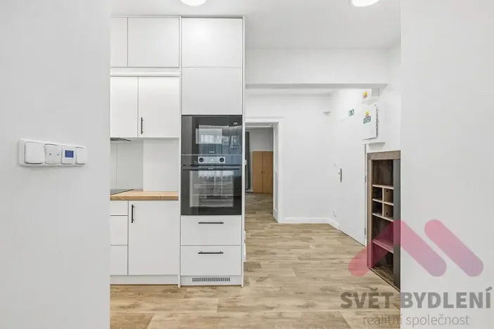 Prodej bytu 2+kk, Praha - Michle, Brtnická, 60 m2