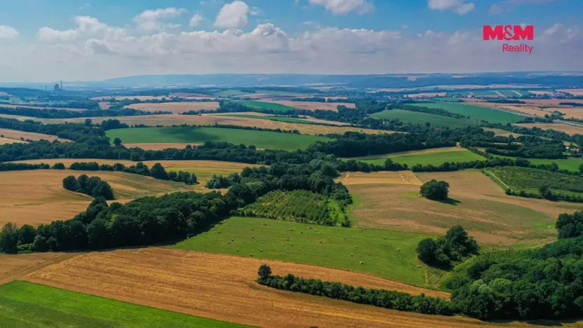 Prodej komerčního pozemku, Polom, 27304 m2