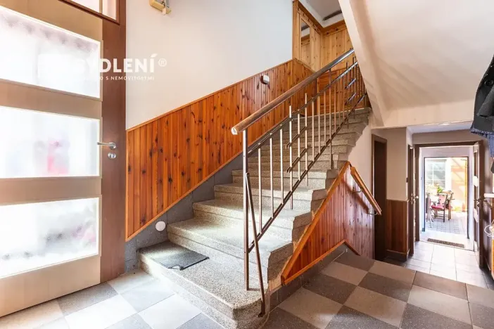 Prodej vícegeneračního domu, Krupka, Budovatelů, 317 m2