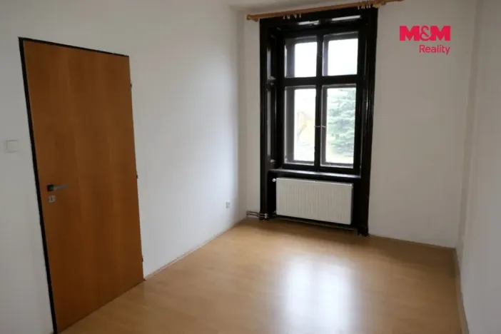 Pronájem bytu 2+1, Pilníkov, Náměstí, 45 m2