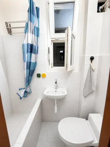 Prodej bytu 1+1, Praha - Vinohrady, náměstí Jiřího z Lobkovic, 34 m2