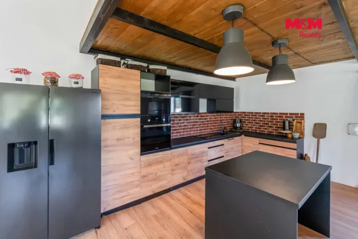Prodej rodinného domu, Králův Dvůr - Křižatky, 156 m2