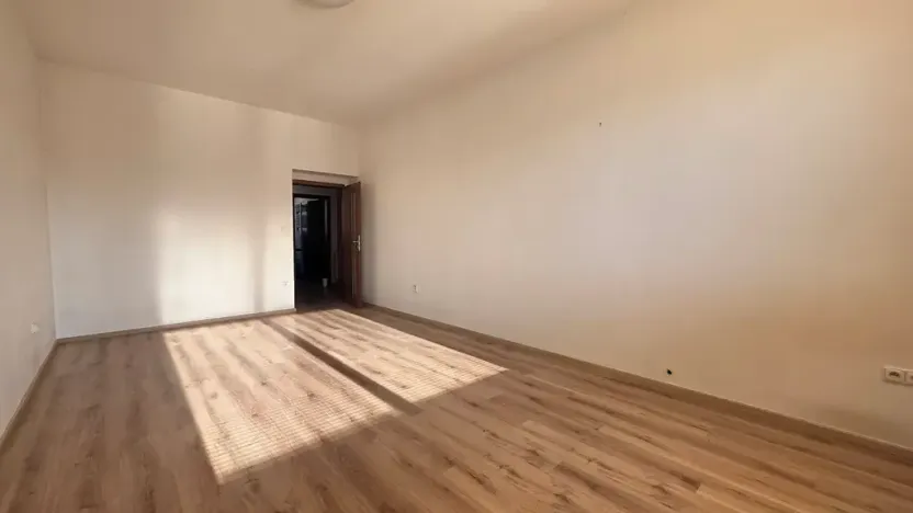 Dražba vícegeneračního domu, Náchod, Komenského, 1000 m2