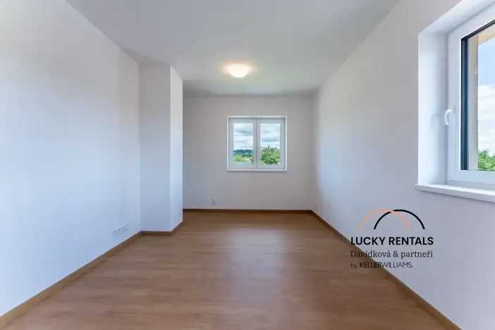 Pronájem bytu 3+kk, Řehenice, 91 m2