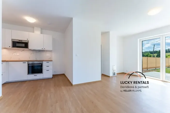 Pronájem bytu 3+kk, Řehenice, 77 m2